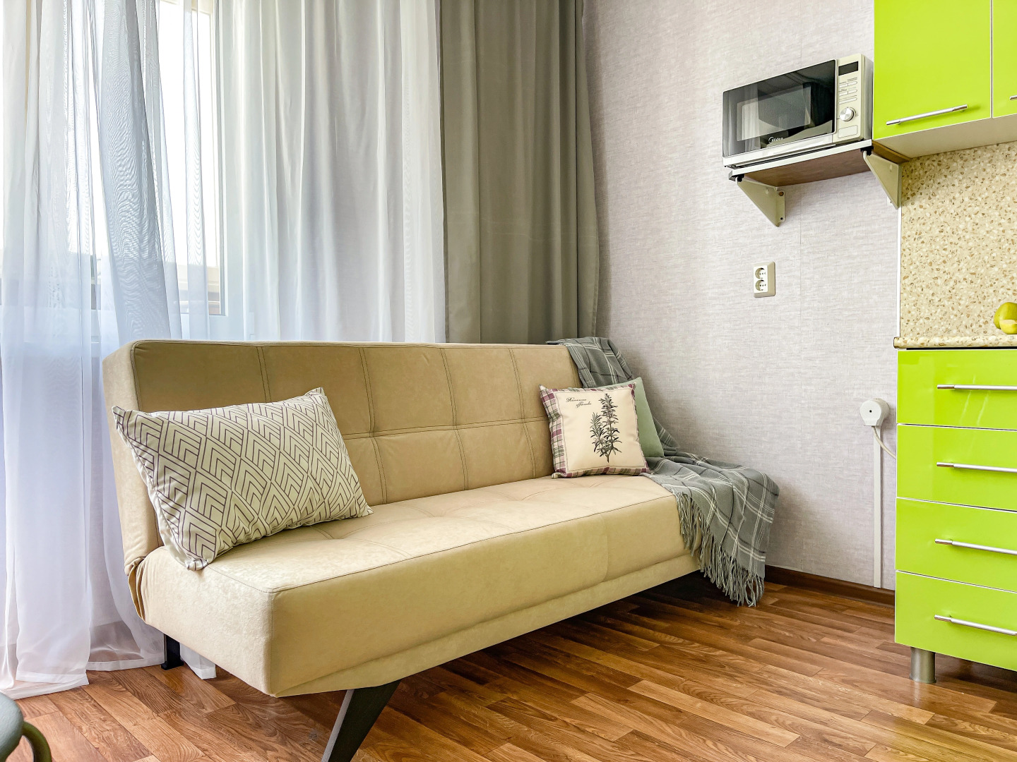 Квартира 2 Ночи на Мурата Ахеджака 22