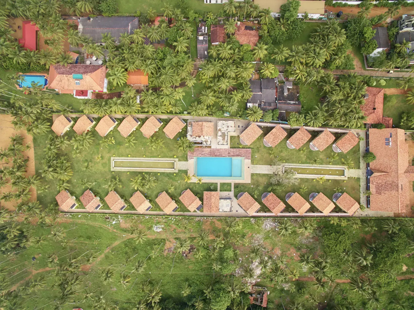 Отель The Villas Wadduwa