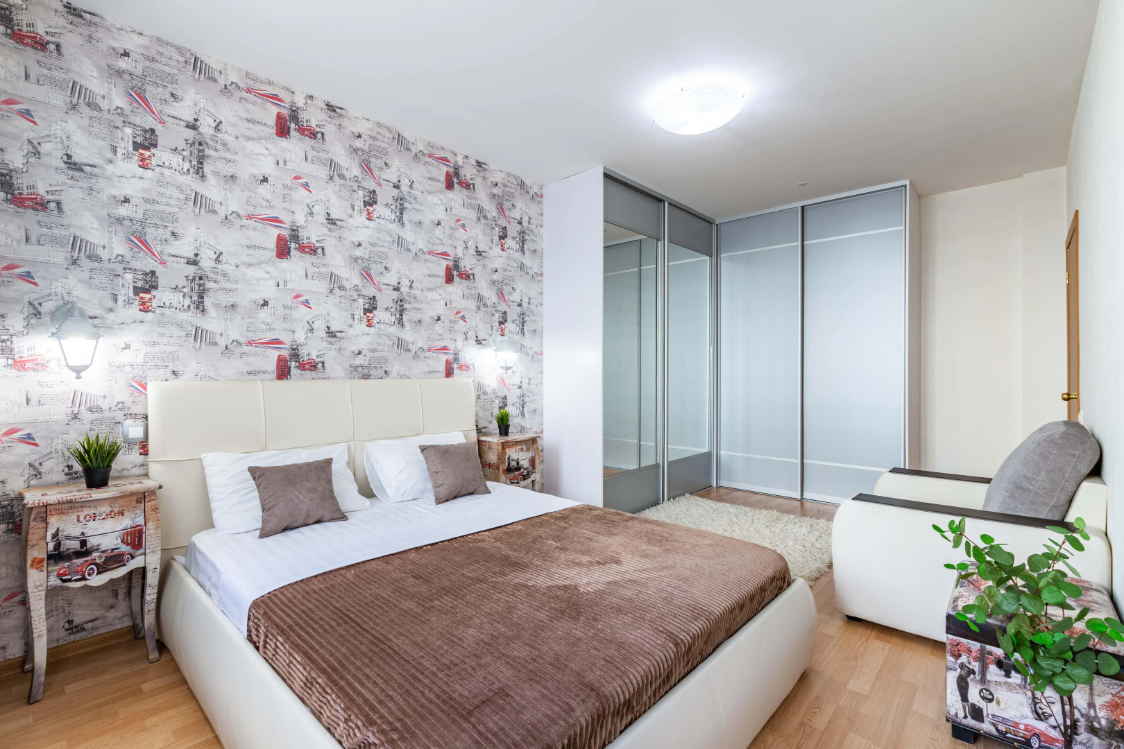 Апартаменты DreamHouse 8 марта 167