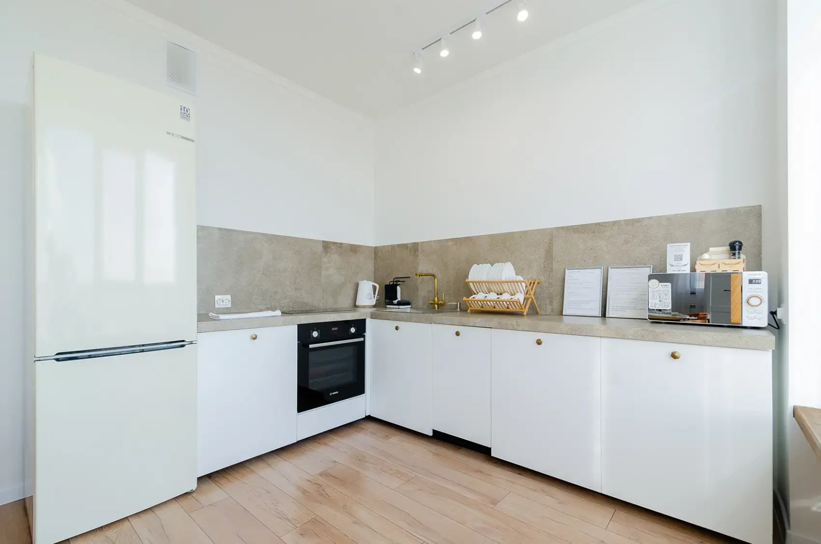 Апартаменты с шикарным видом на город и Волгу