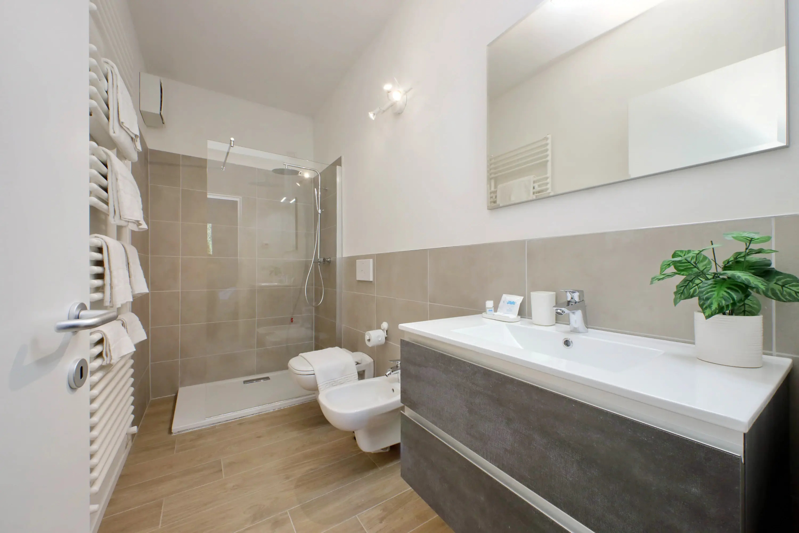 Апарт-отель Siena Hills Apartments