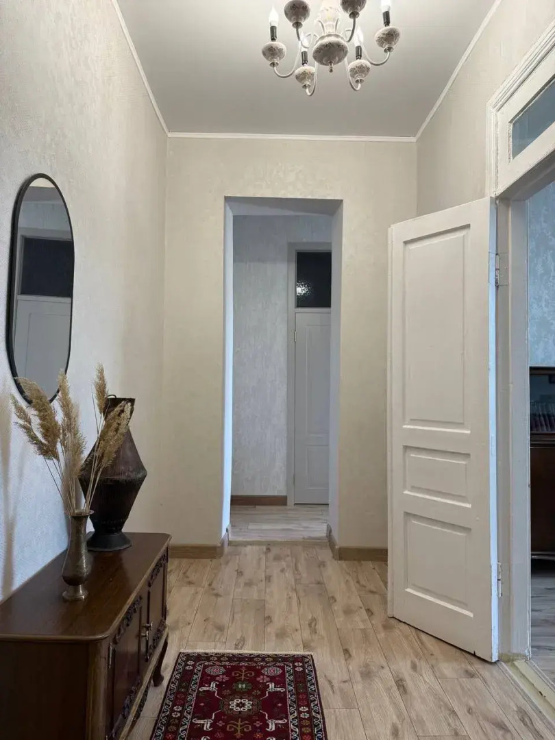 Апартаменты Сталинка на Первой Линии