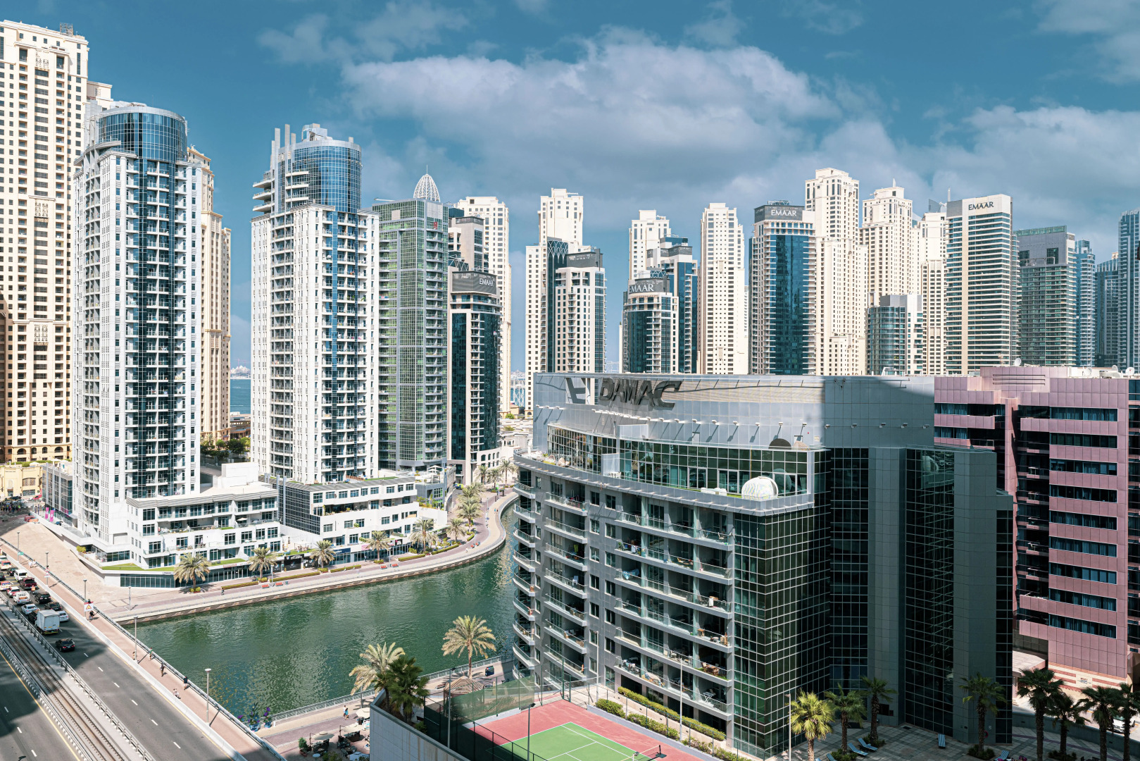 Квартира Luxury and spacious full Marina view