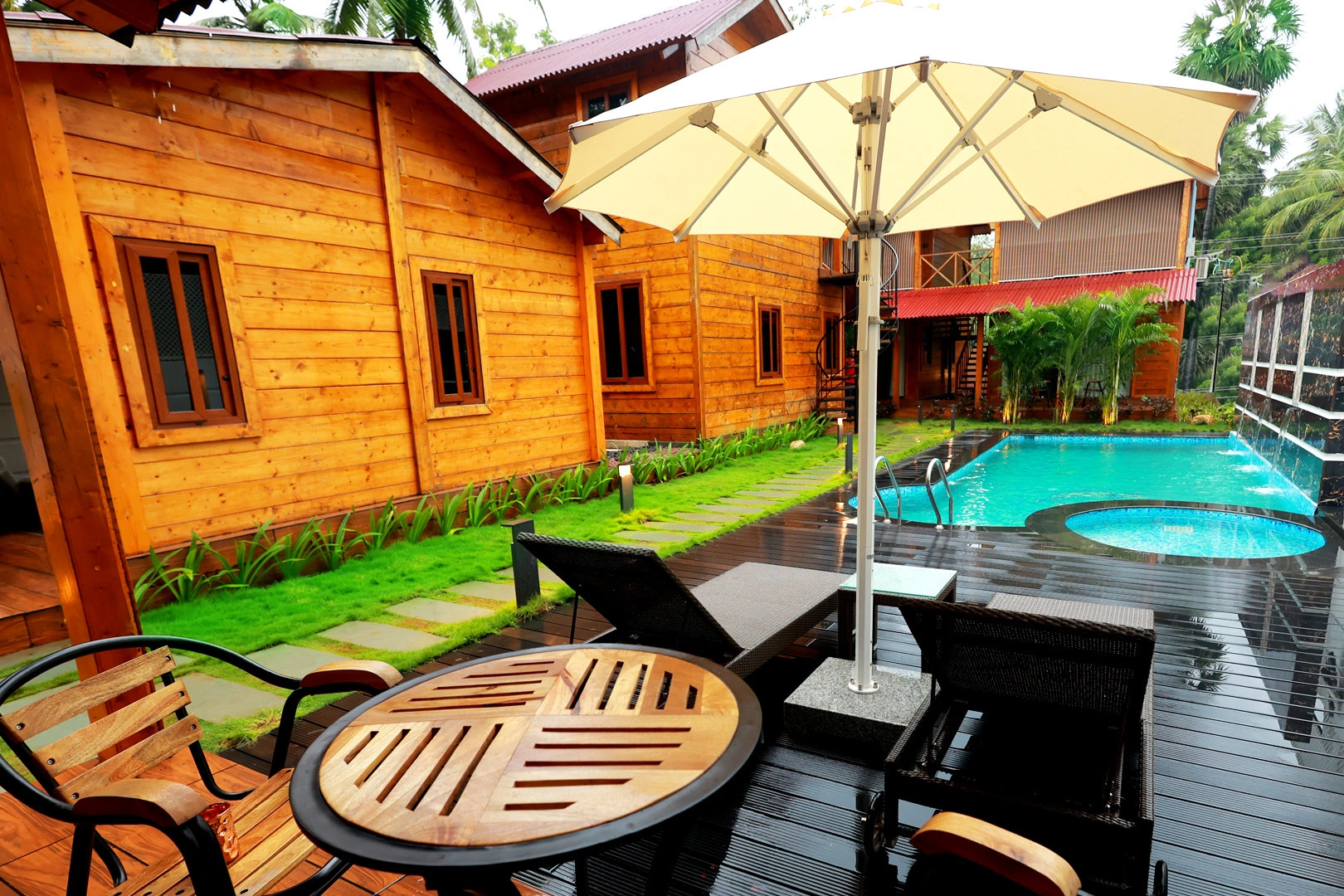 Resort Wooden ECR Sea Resort