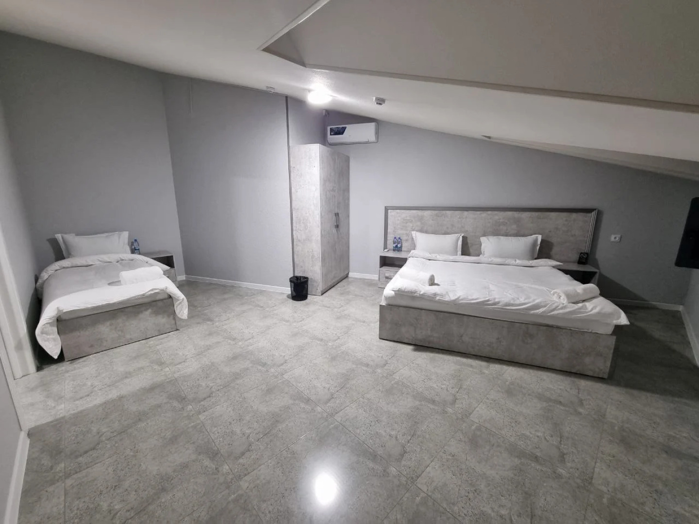 Отель Revel Hotel