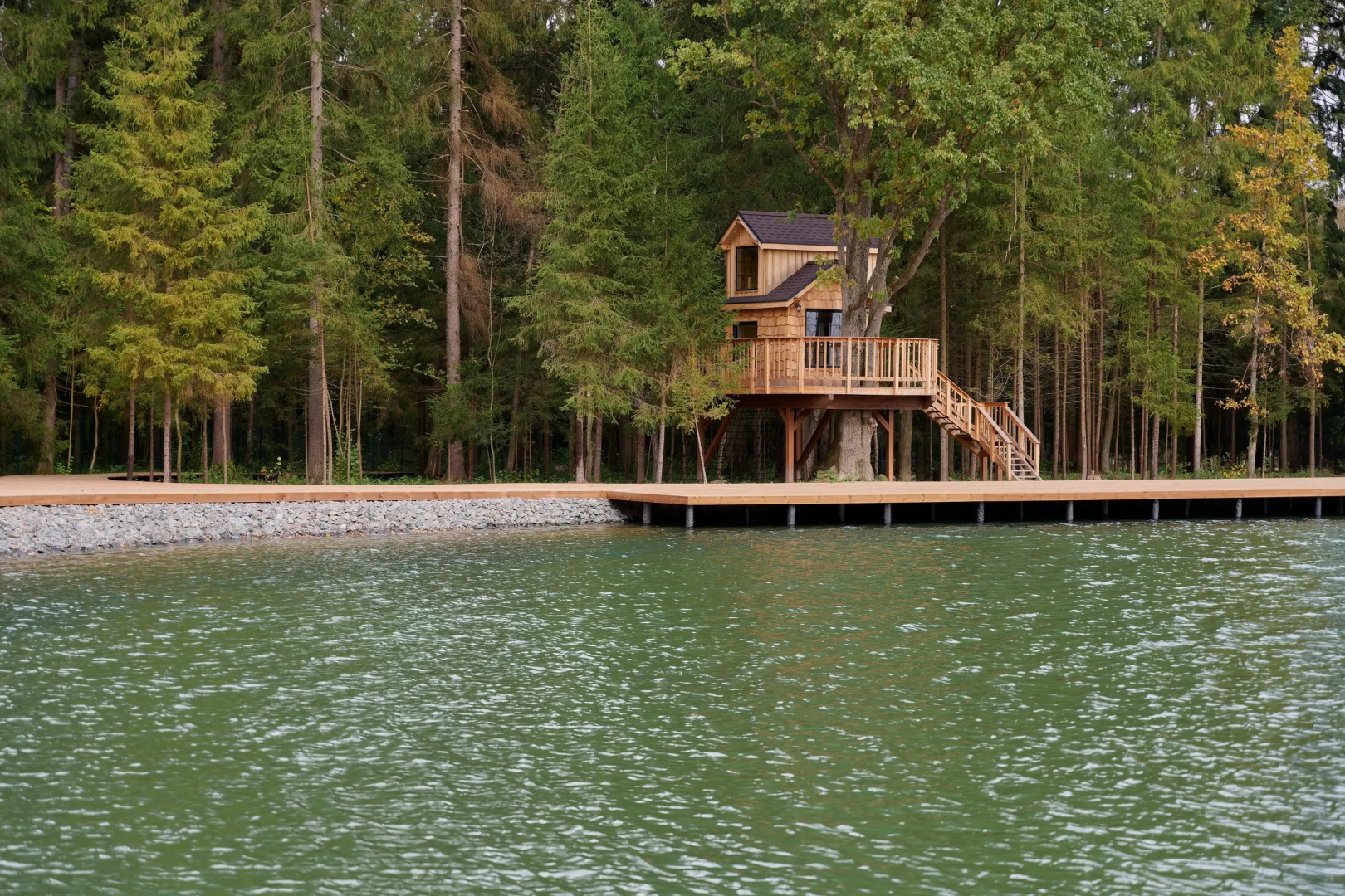 Отель Русские сезоны Эмбиент парк