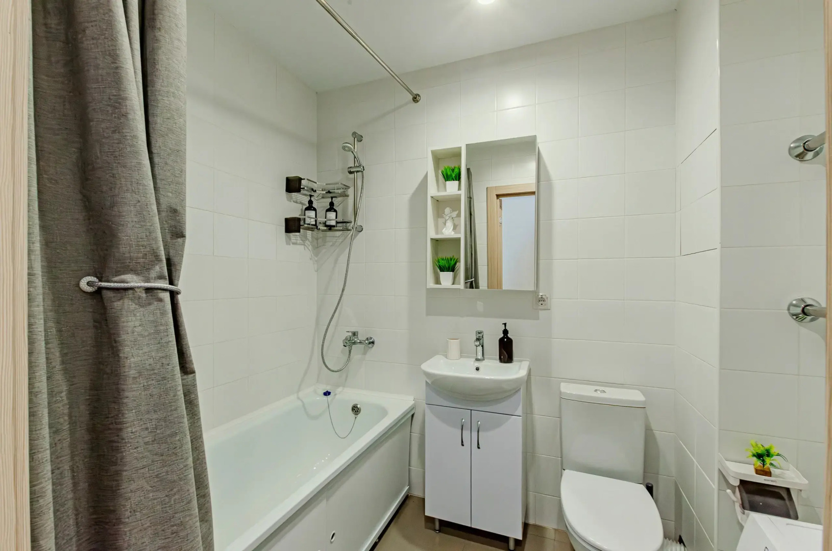 Апартаменты на Теплых Встреч с шикарным видом