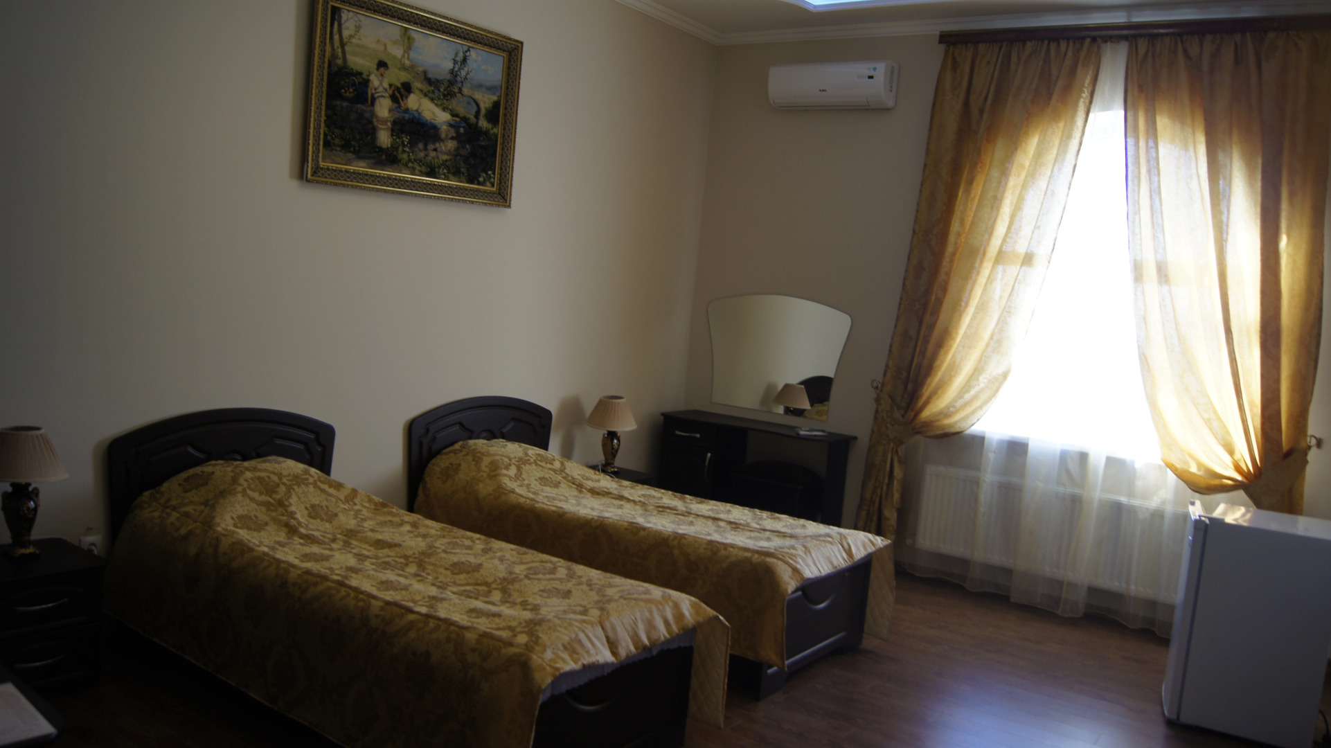 Отель Арарат