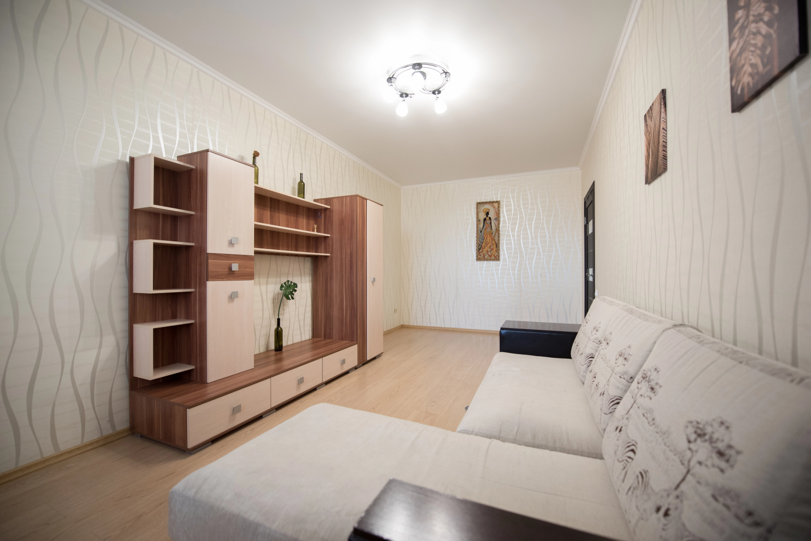 Апартаменты Smile Apartments 2х комнатные в самом центре Западного жилмассива