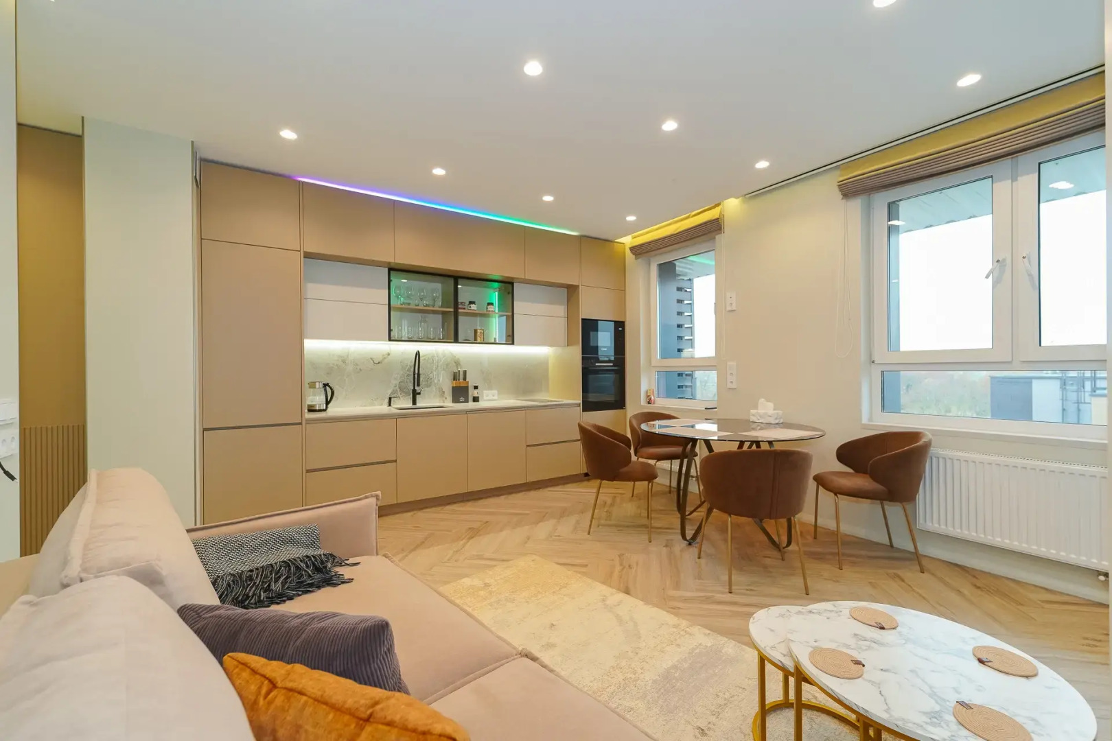 Квартира стильная двухкомнатная VIP на берегу реки