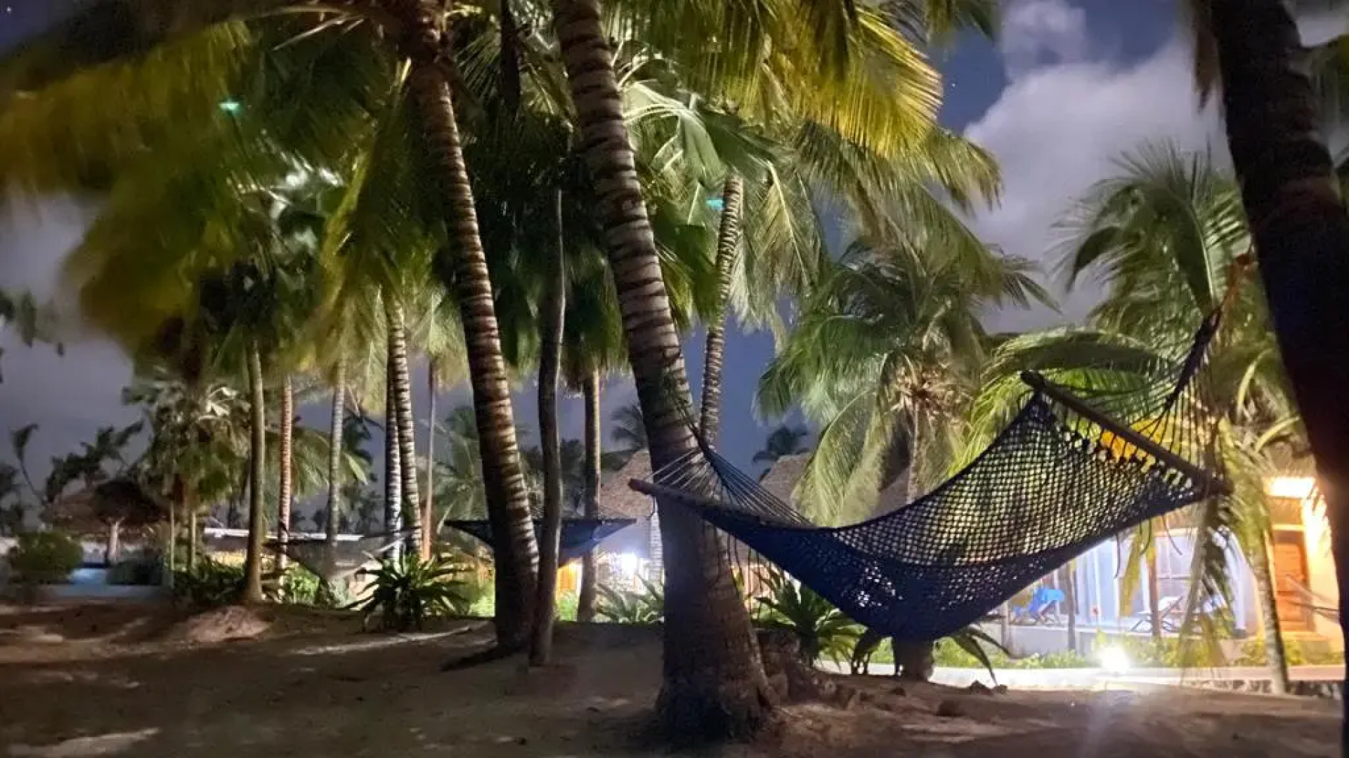 Бунгало Matemwe Baharini Villas