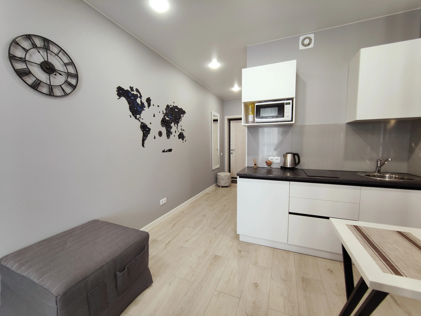 Апартаменты Любимый Дом на Измайлова 58А корпус 1