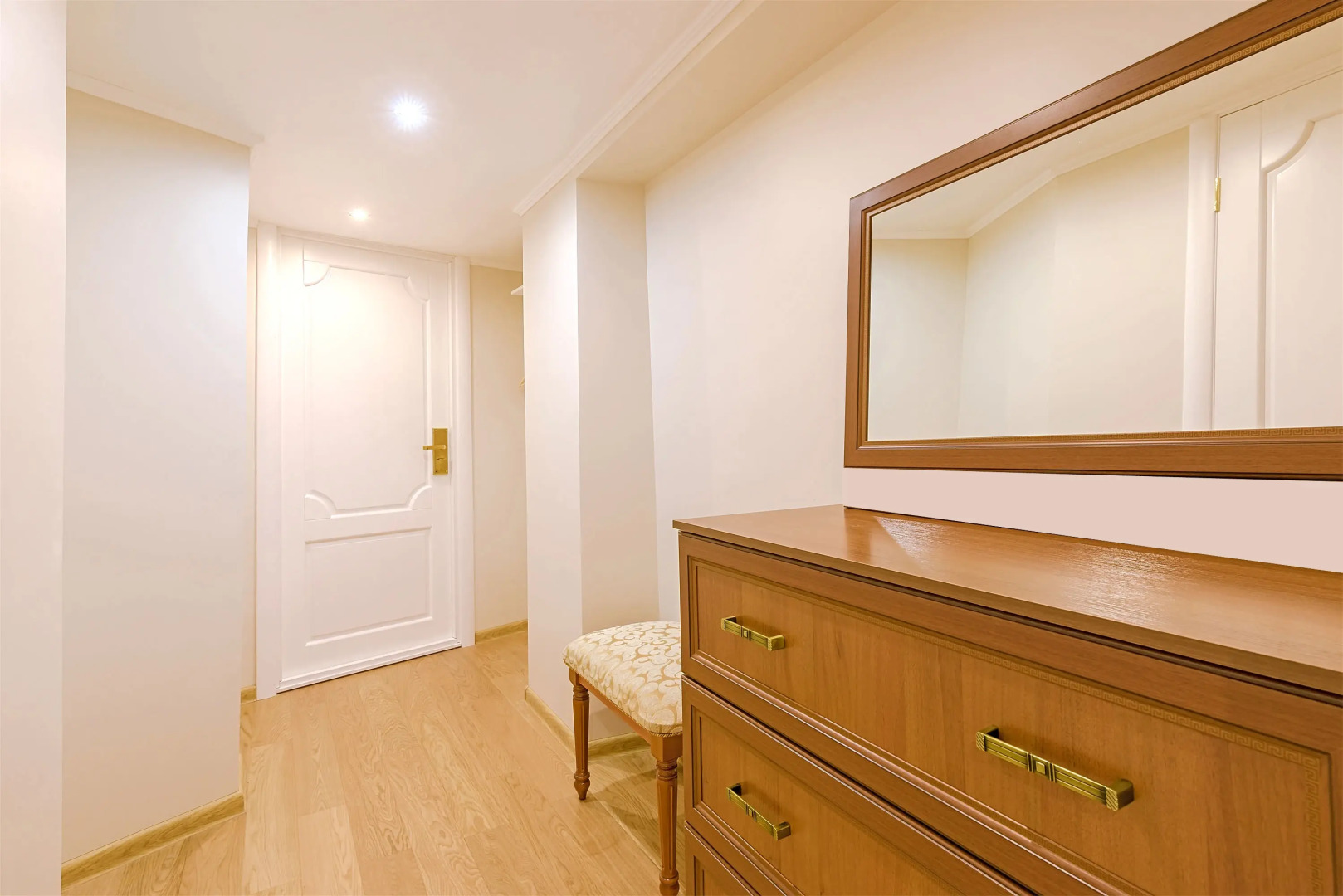 Квартира Двухкомнатная у Русского Музея в Доме Художников BookingSPB