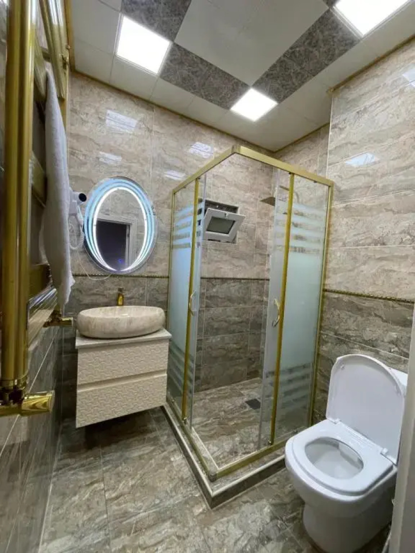 Отель Mirror Baku