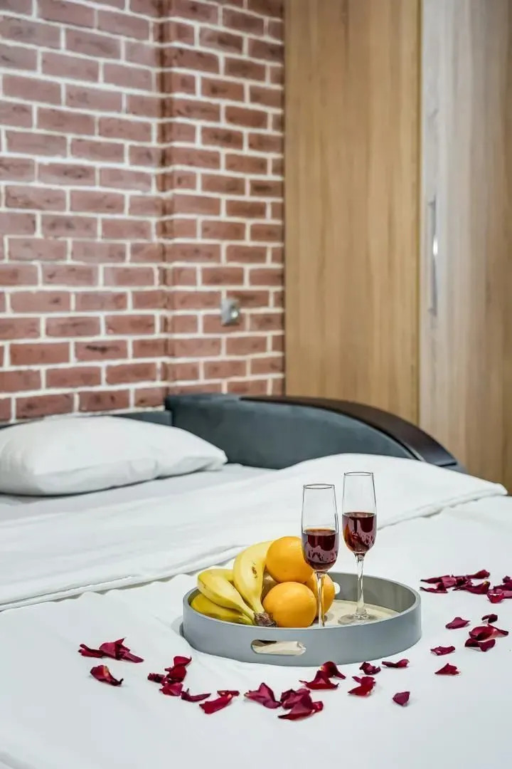 Апартаменты Red студия рядом с ТРЦ Горизонт