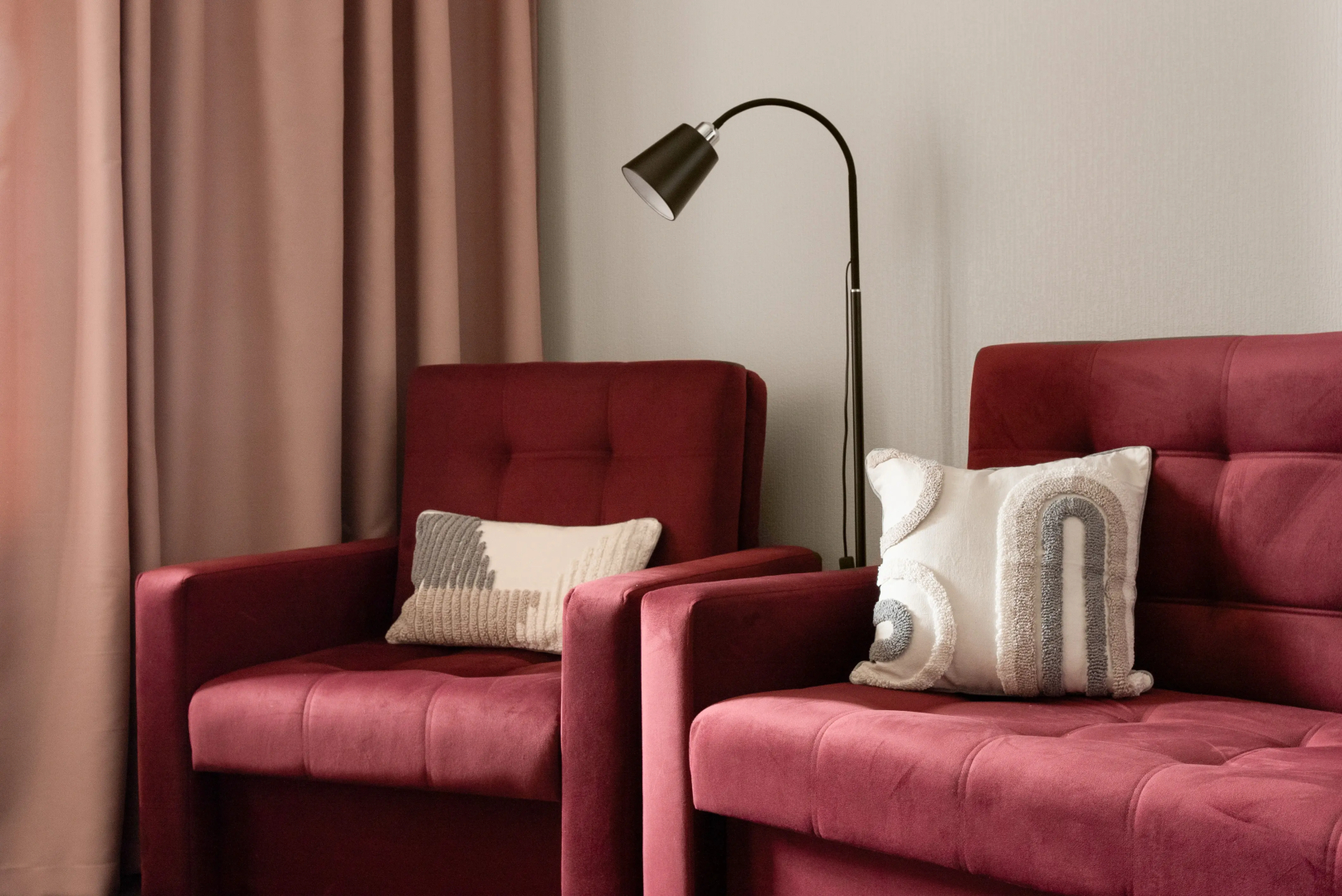 Апартаменты MyhomeYourhome на Проспекте Буденного д.21 к.1