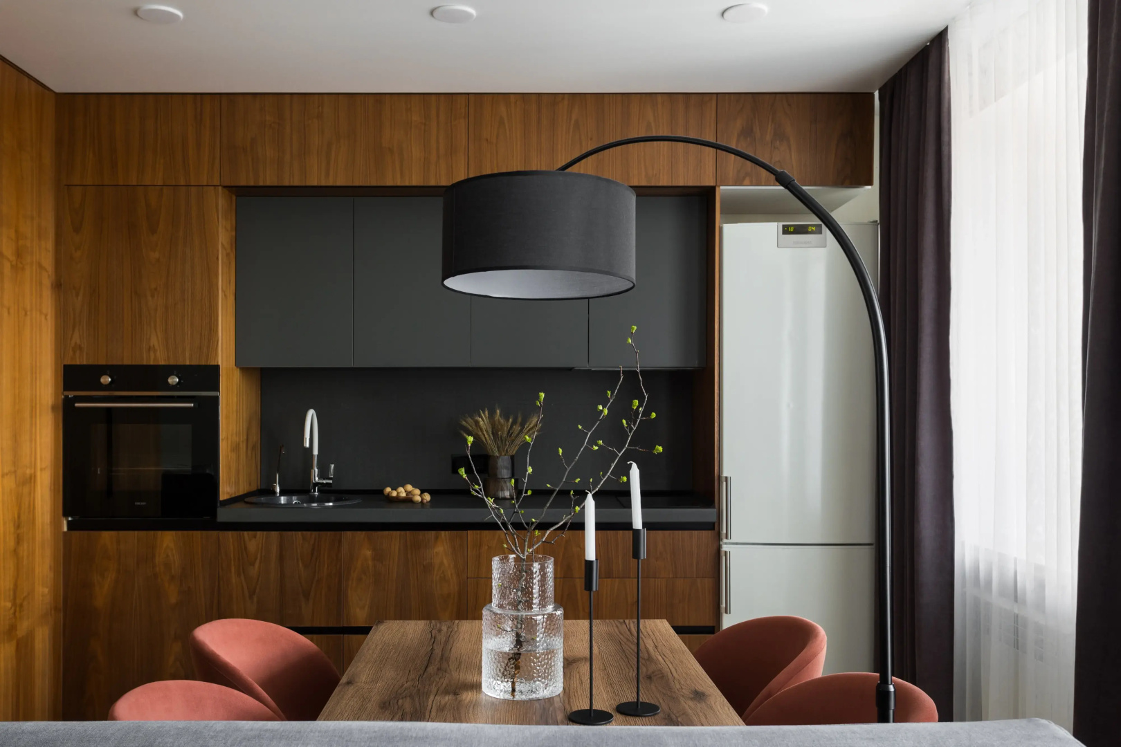 Апартаменты  на 18 Этаже Hugge Place