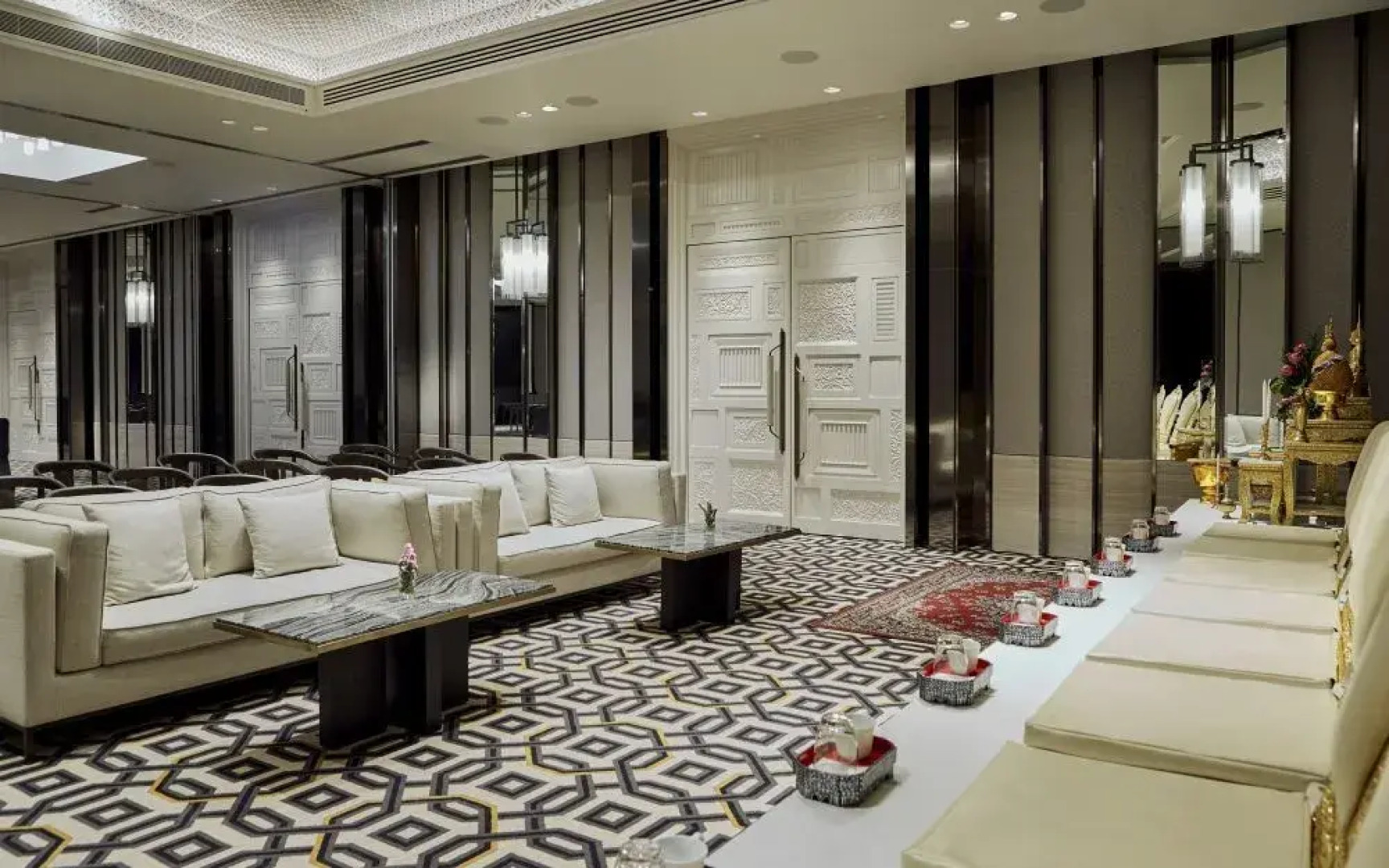 Montien Hotel Surawong Bangkok