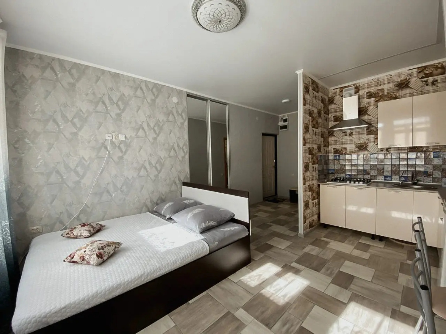 Квартира студия Green FOX с видом на Собор Святого Владимира