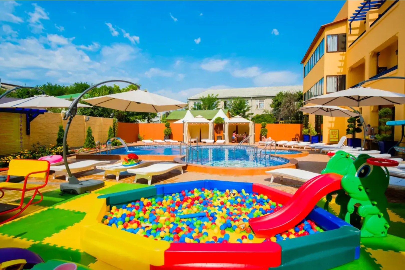 Отель на Черноморской