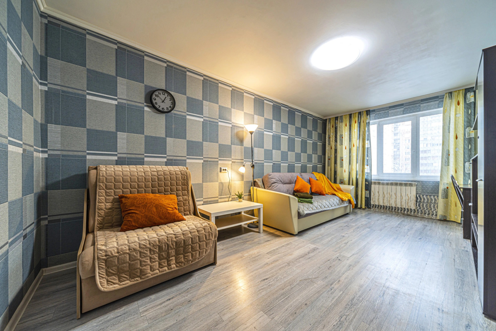 Квартира 3-х Комнатная на Гаккелевской 20 в Приморском районе