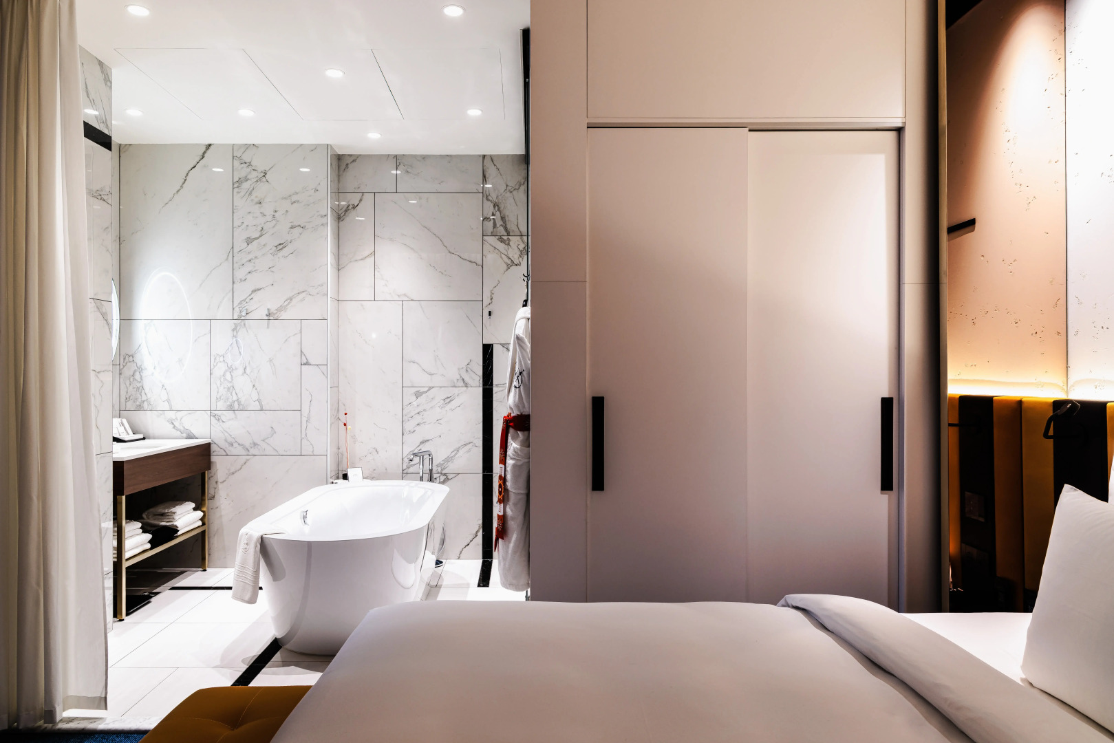 Отель Maidens Hotel