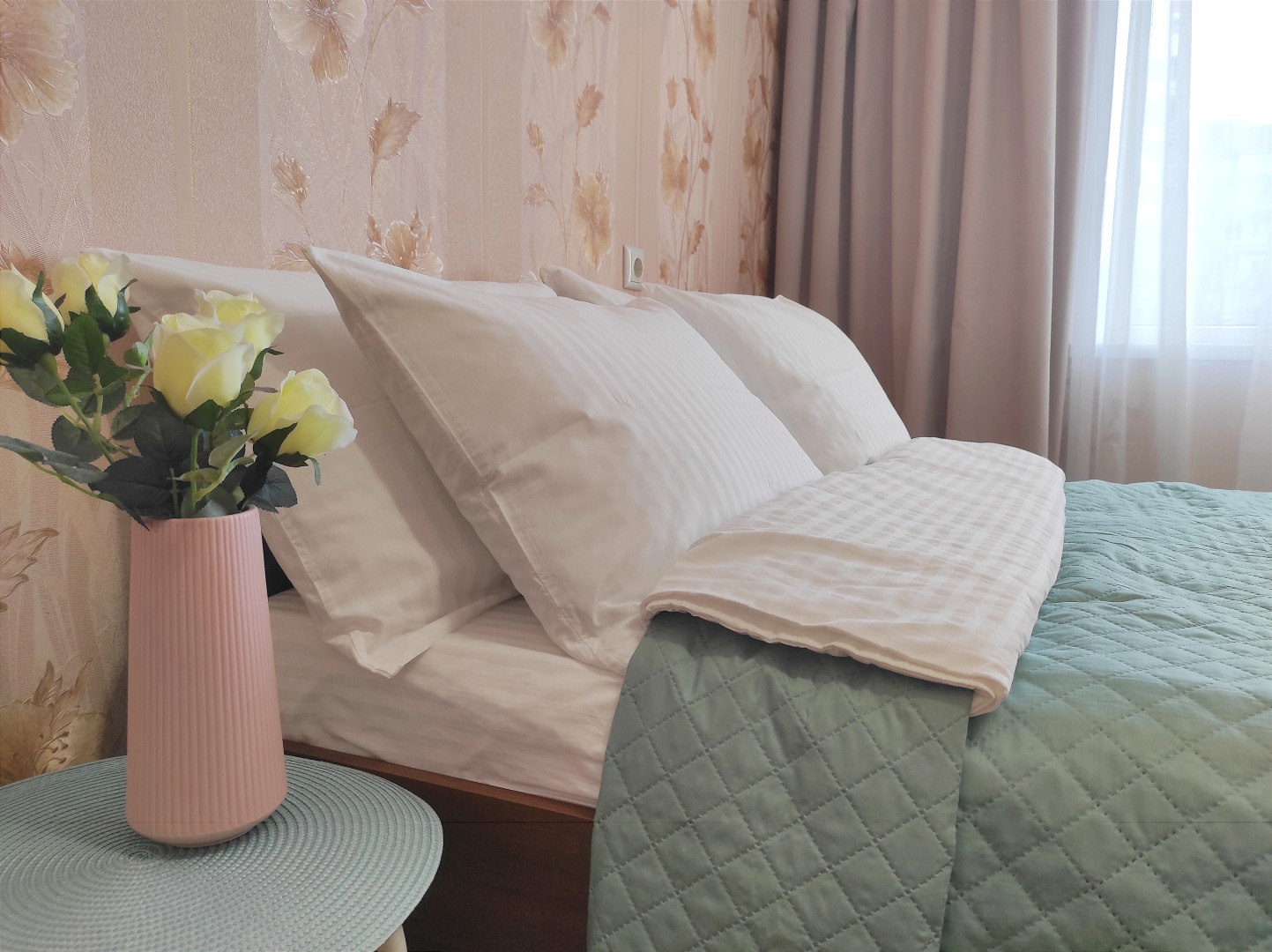 Квартира Просторная Двухкомнатная Рядом с Бизнес центром Plaza