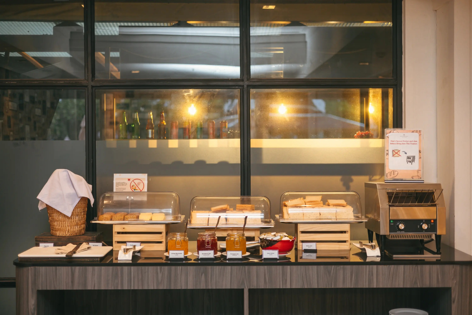Отель Heeton Concept Pattaya by Compass Hospitality