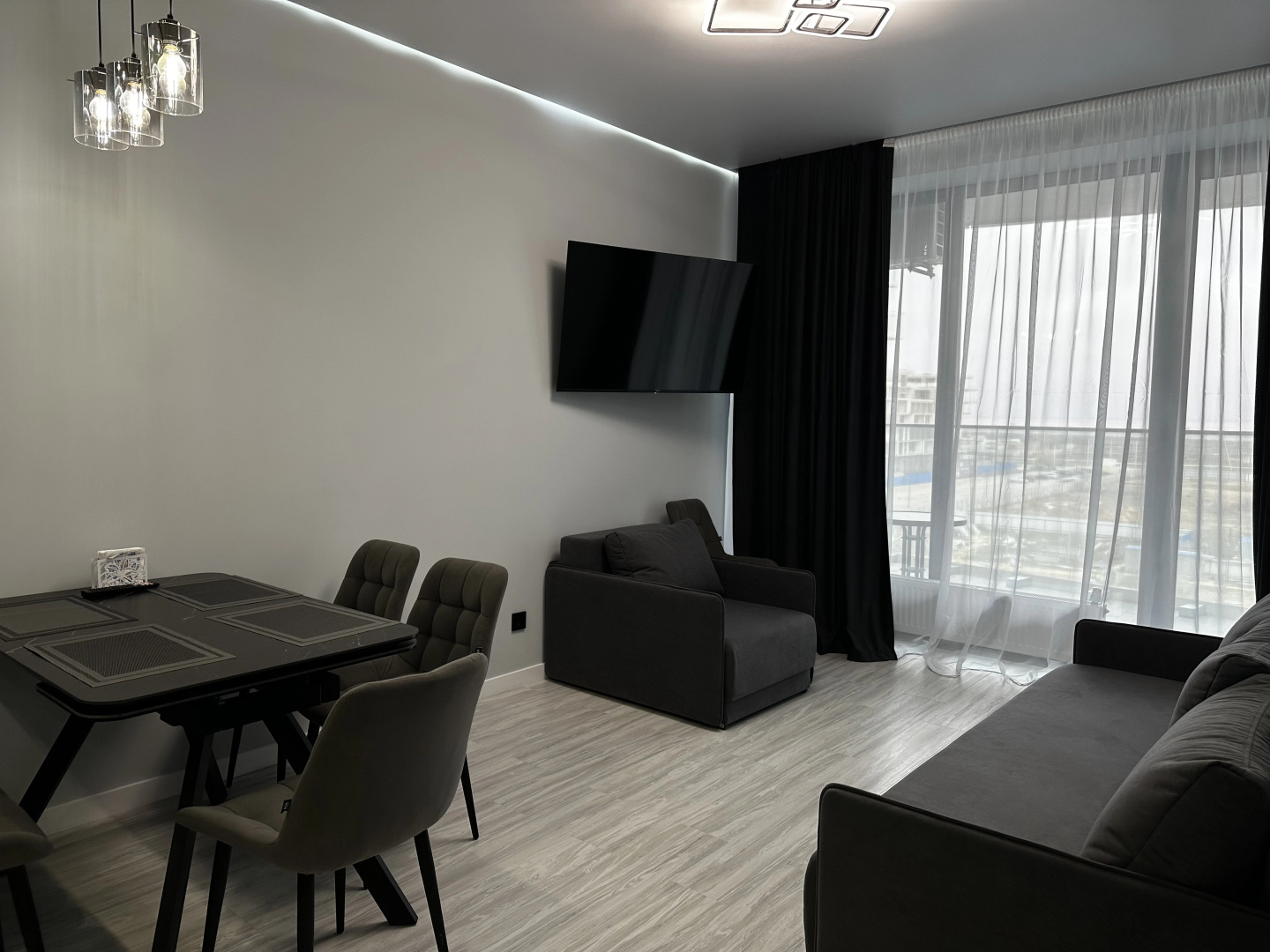 Апартаменты кoмфоpтабельные 2х комнатные в АК Ола-апарт (SAGA)