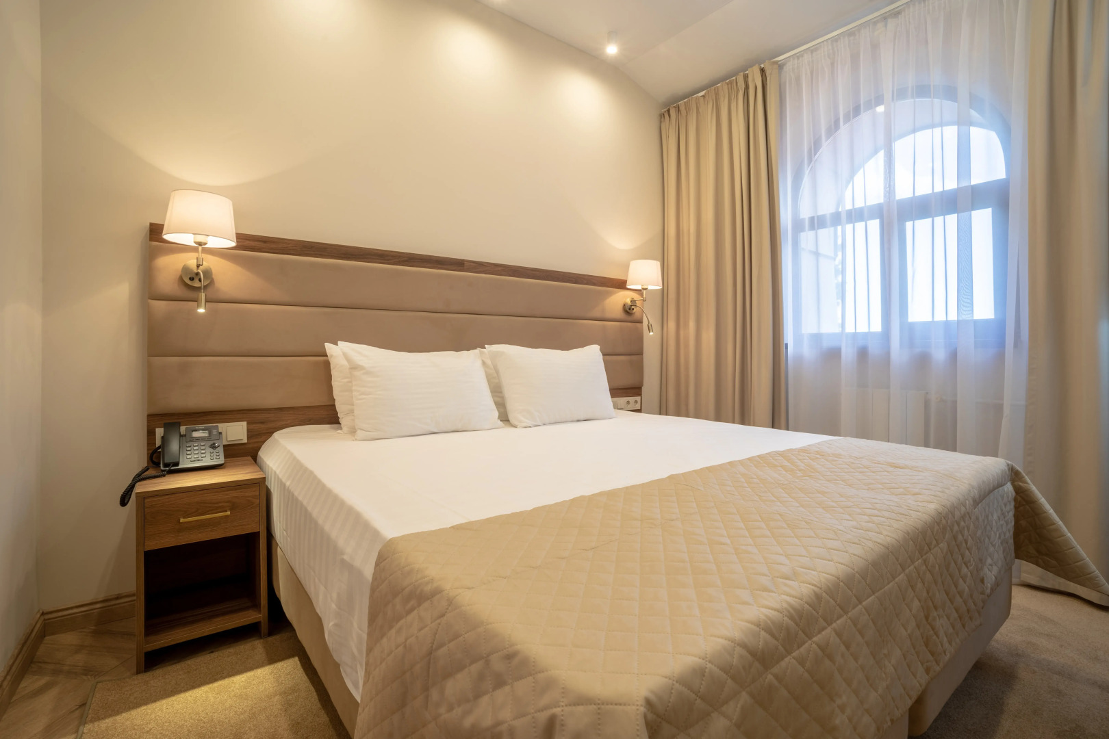 Отель Гранд-Отель (основан в 1901 году)