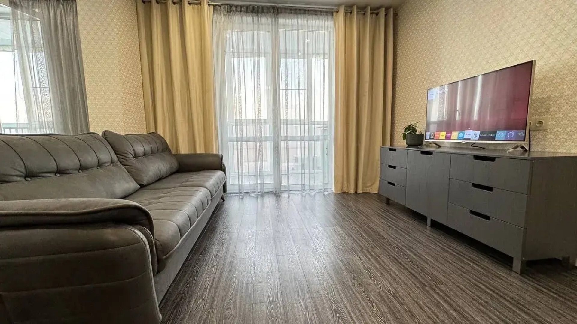 Квартира Видовая Напротив Броско Молл