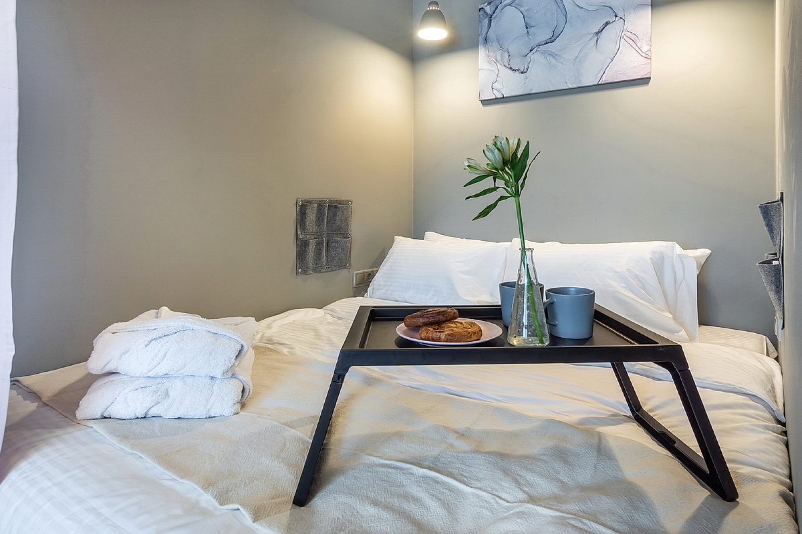 Апартаменты SKY INN Color Pink