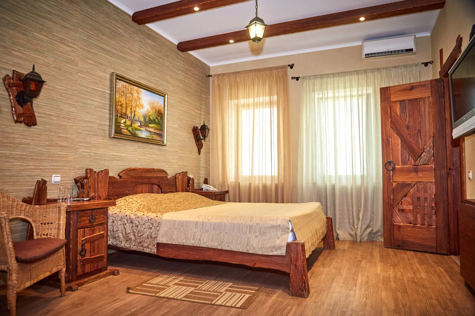 Отель Ловчий Плюс