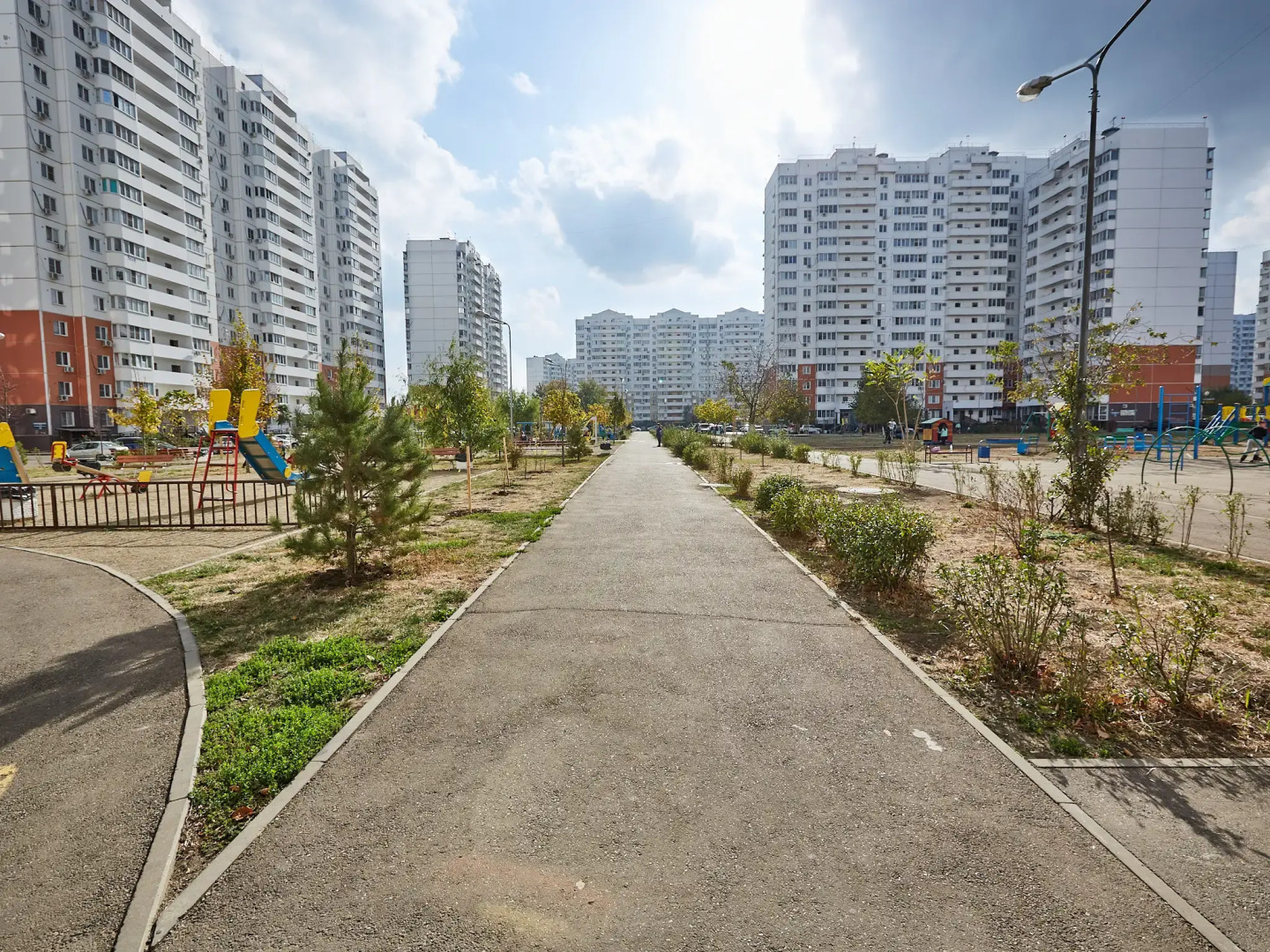 Квартира с Балконом на Артюшкова 27