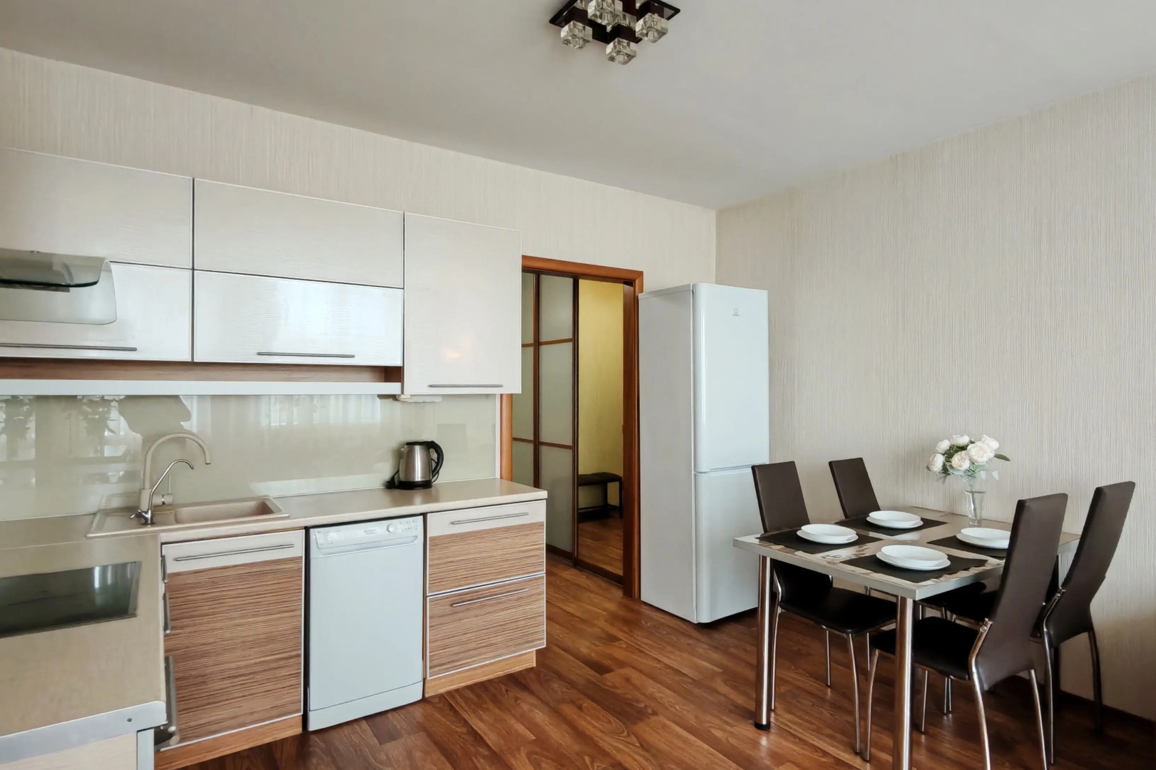 VolgaApart 2-х комнатная квартира