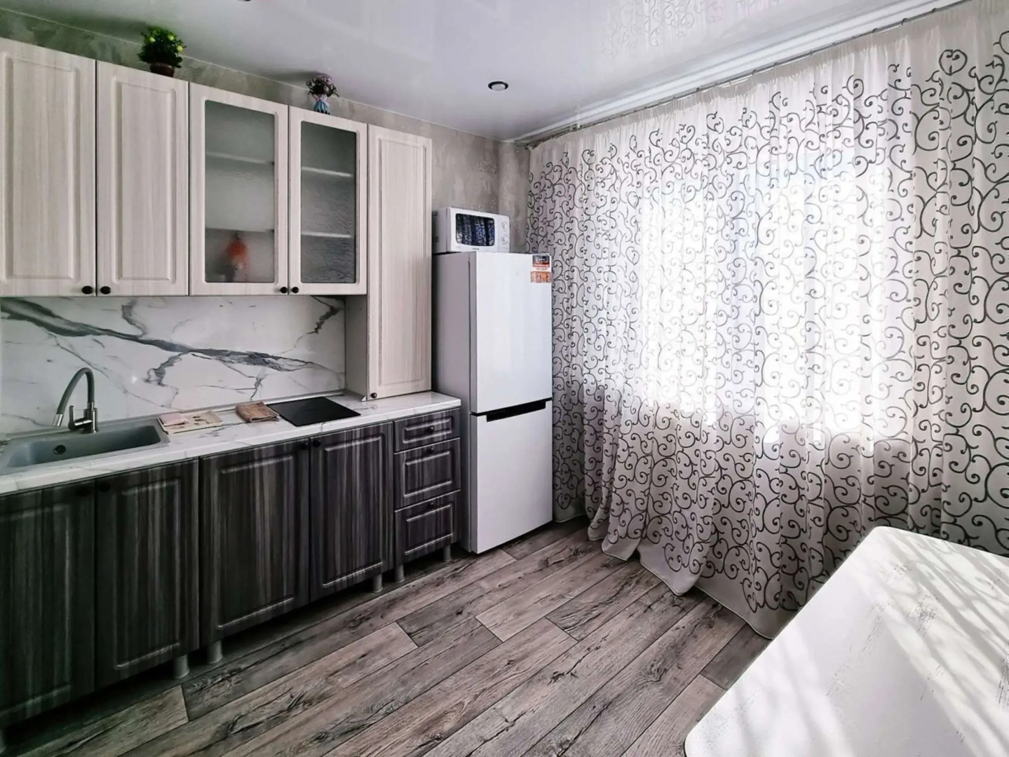 Апартаменты на проспекте Победы 39