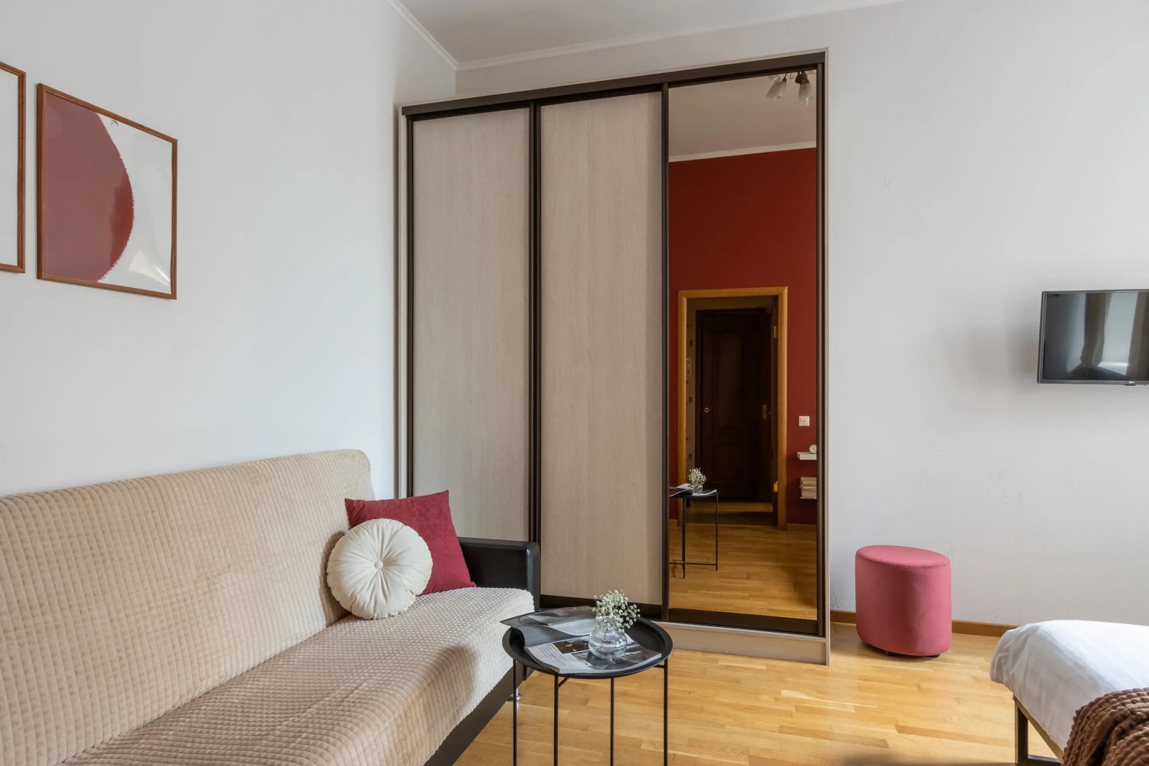 Апартаменты Simple Flat