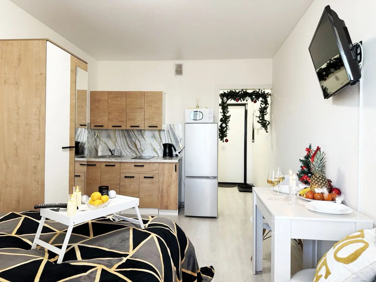 Апартаменты Уютная студия рядом с м. Девяткино