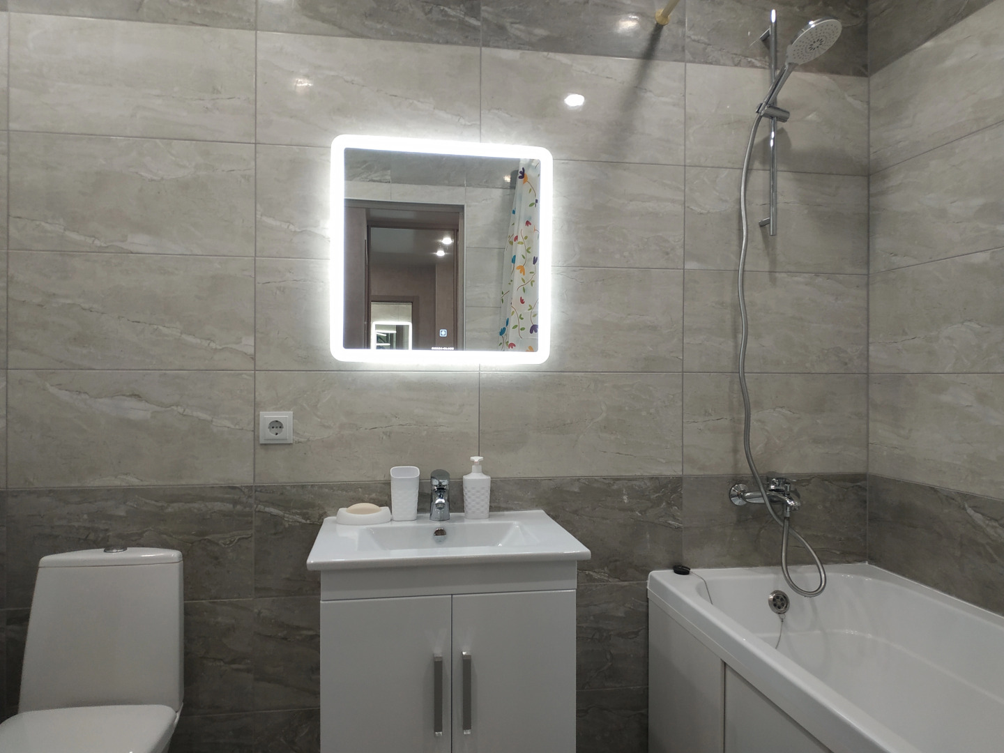 Апартаменты Новая квартира у Факела