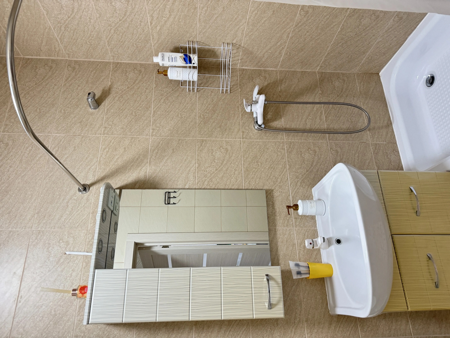 Квартира Посуточно на Четвертом Этаже