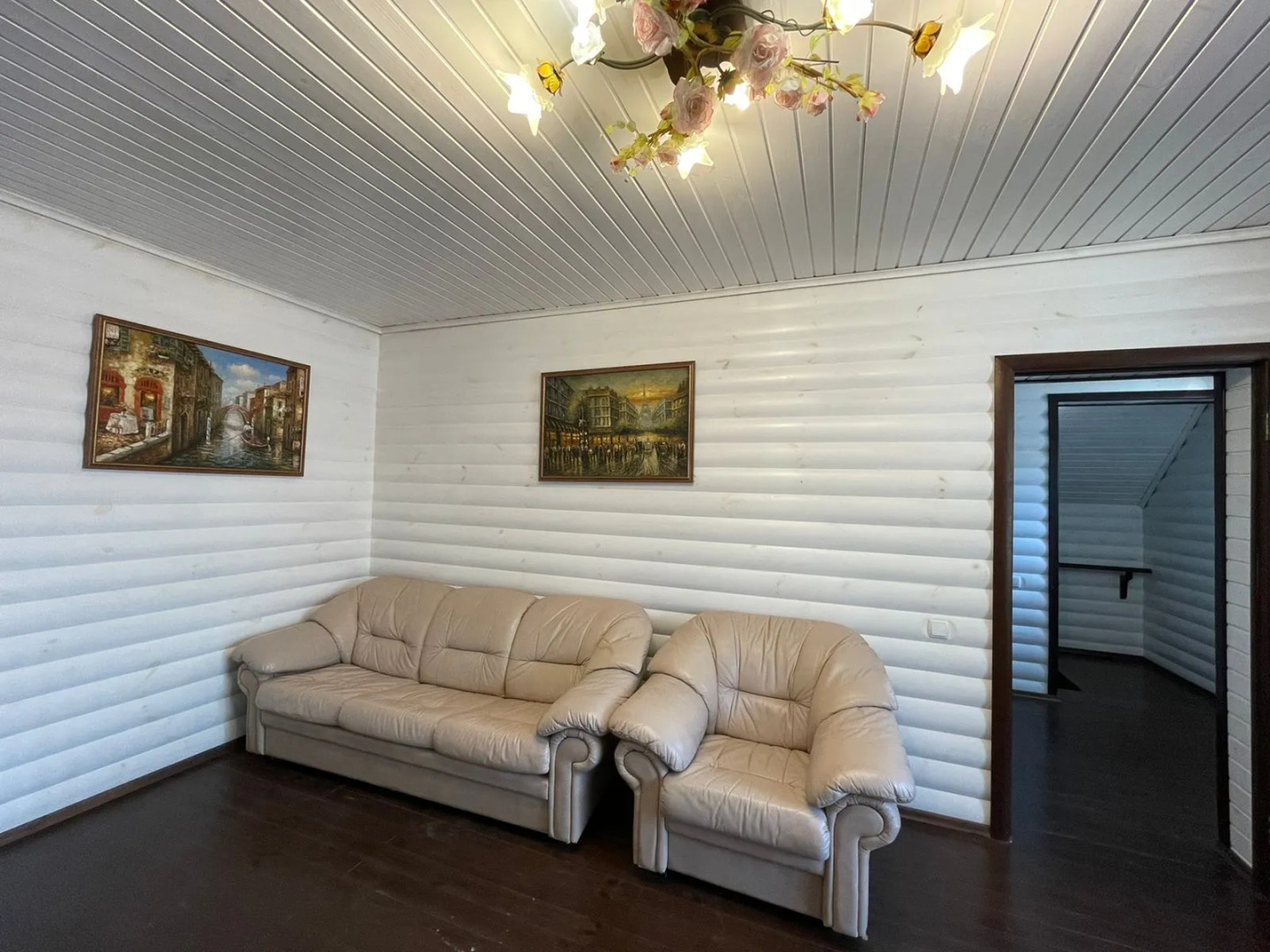 Частный Дом на Берегу Моря с Бассейном