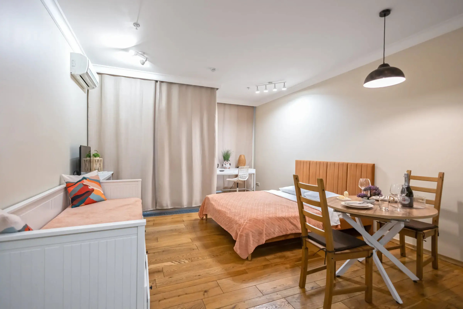 Апартаменты Белая Сова Жк Лайнер Восток 194