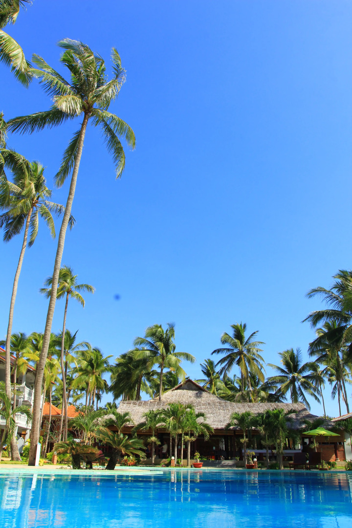 Отель Little Paris Resort & Spa Mui Ne