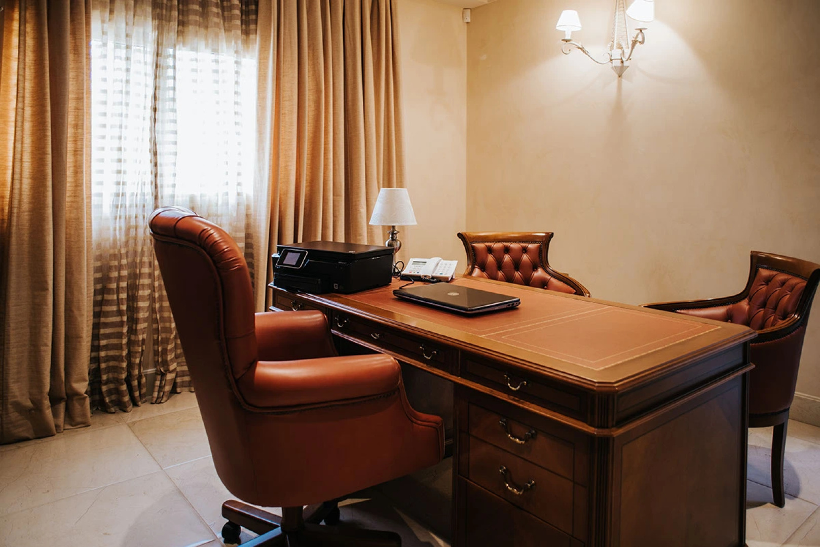 Luxury King Villa Apartments