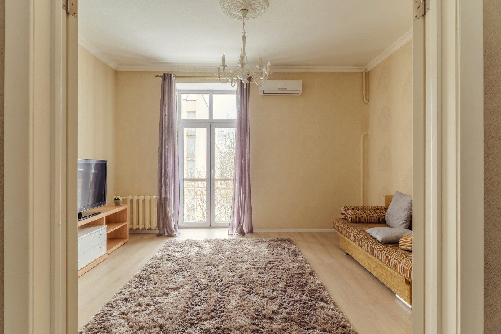 Апартаменты двухкомнатные рядом с ГУМ