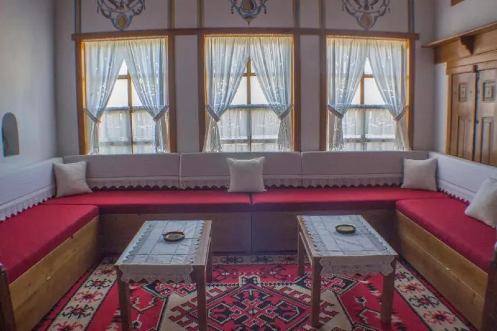 Отель Old Bazaar