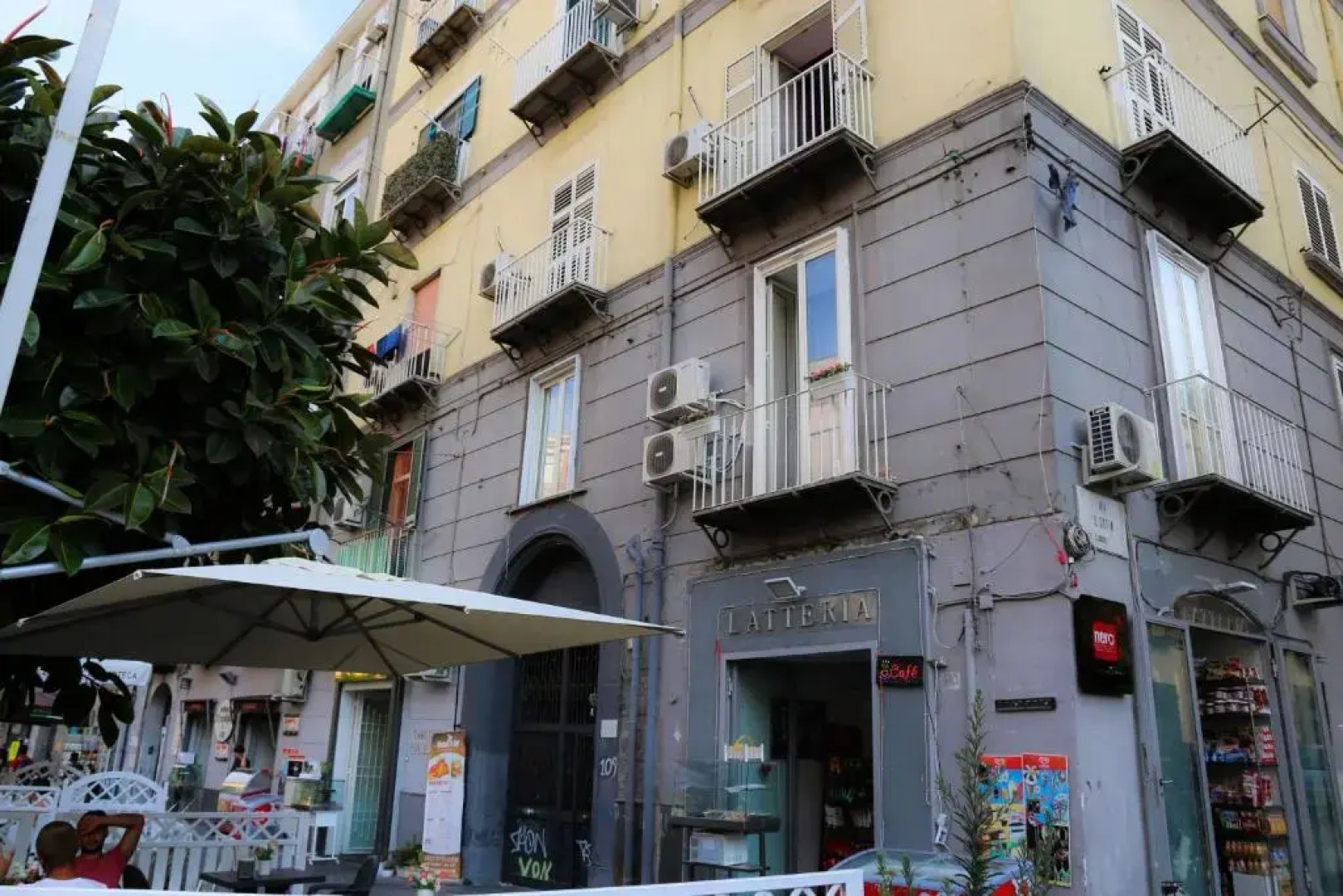 Ночлег и завтрак (B&B) Caracciolo 109