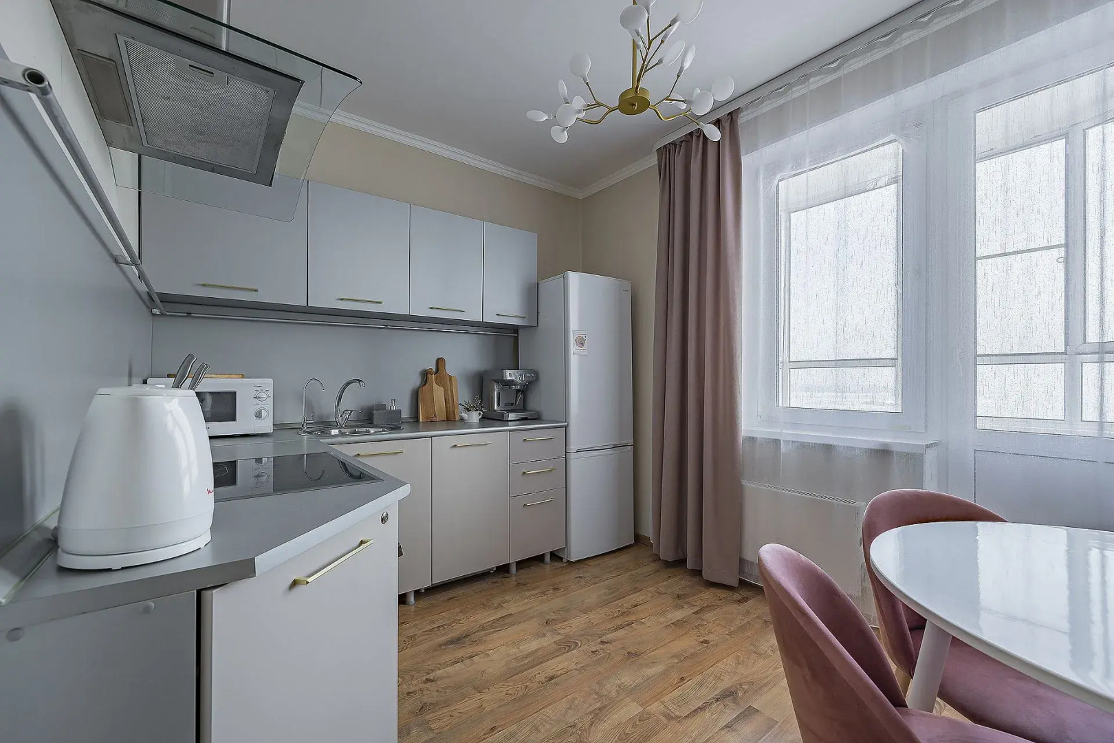 Апартаменты на Карла Маркса 62, с видом на Волгу. м.Стрелка. Сова-Дом