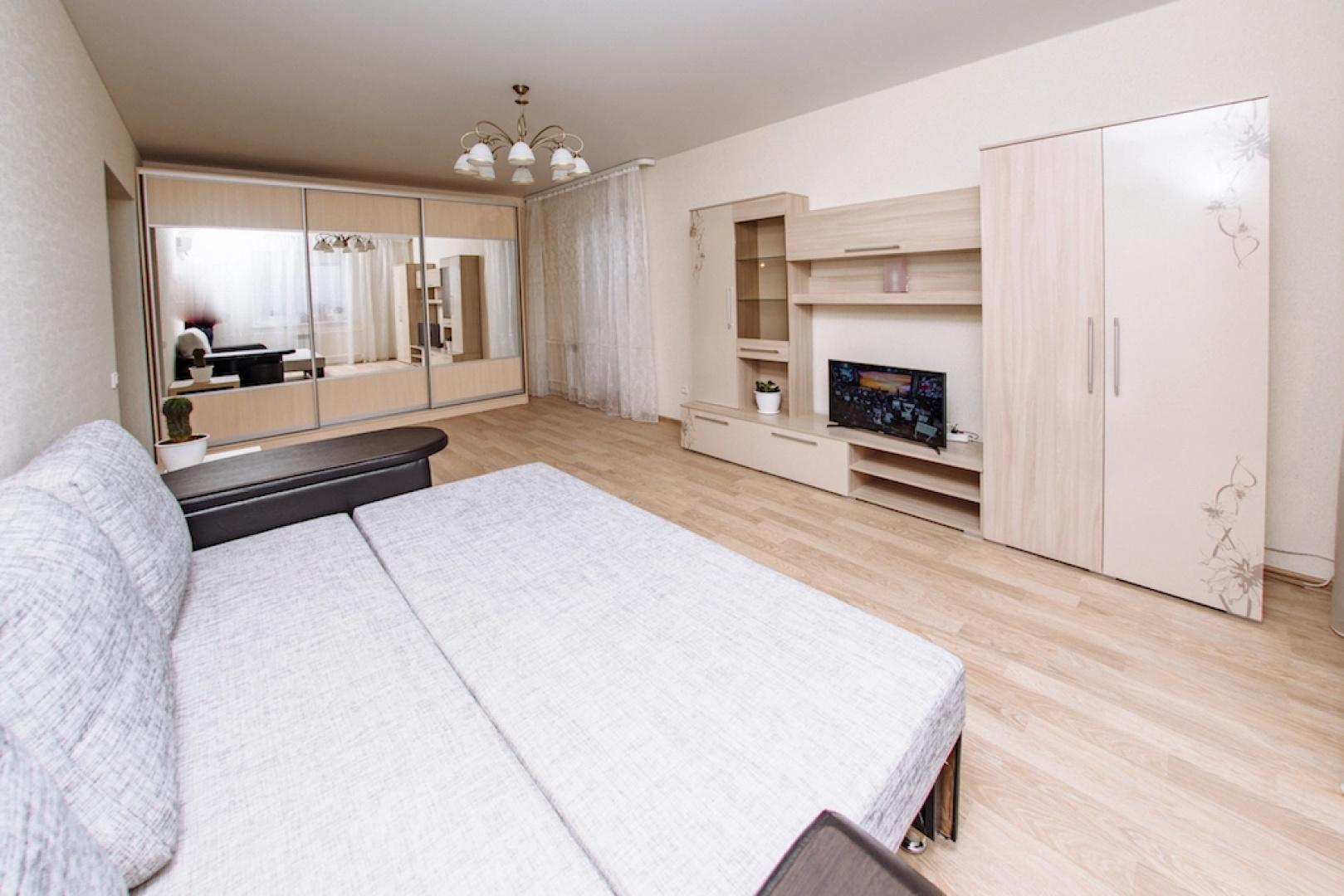 Апартаменты One-bedroom in the center of Orenburg Lukiana Popova 103