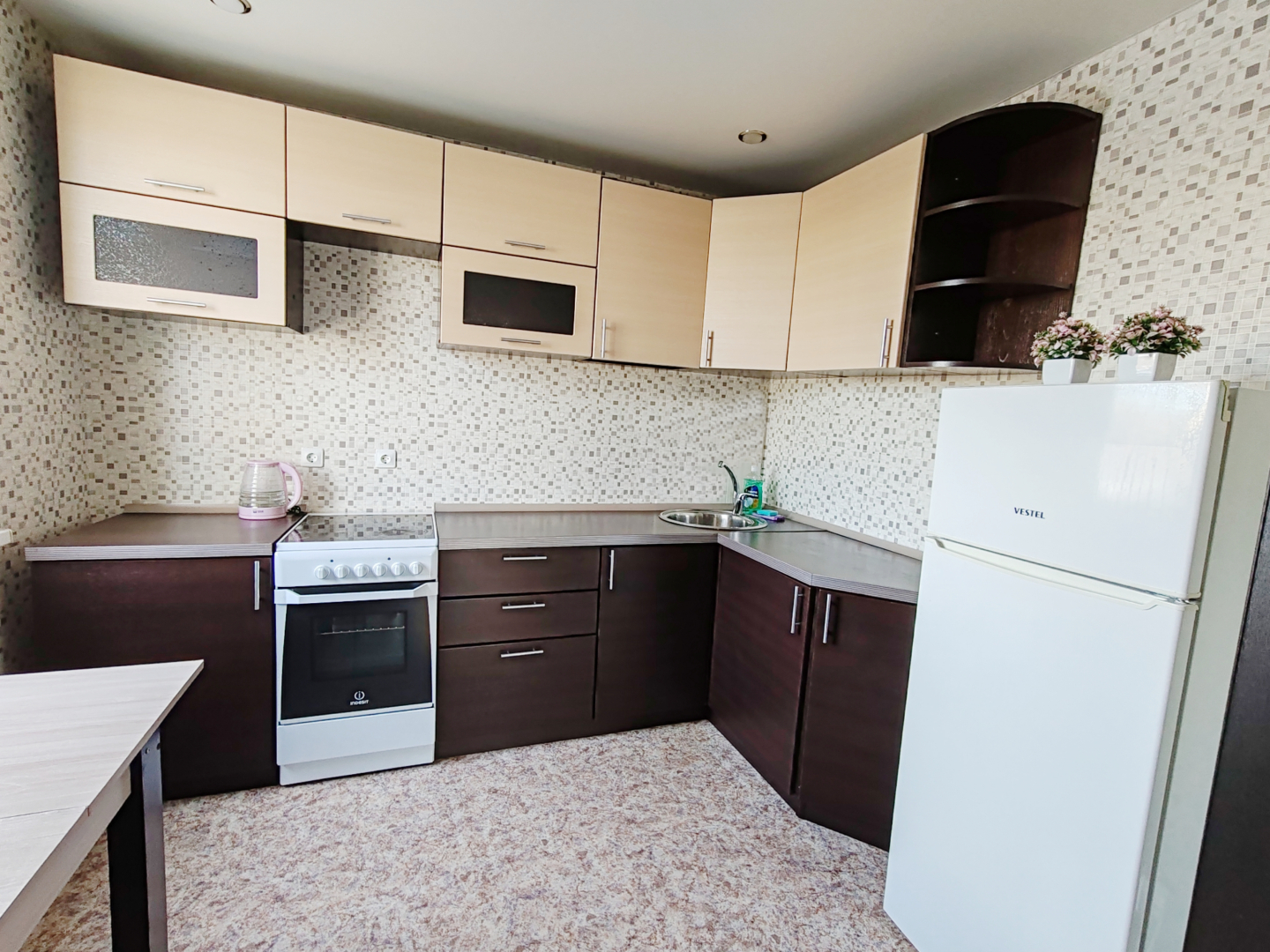 Квартира с кондиционером у ТРК Планета